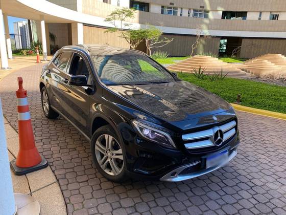 MERCEDES-BENZ GLA 200 1.6 CGI ENDURO 16V TURBO FLEX 4P AUTOMÁTICO