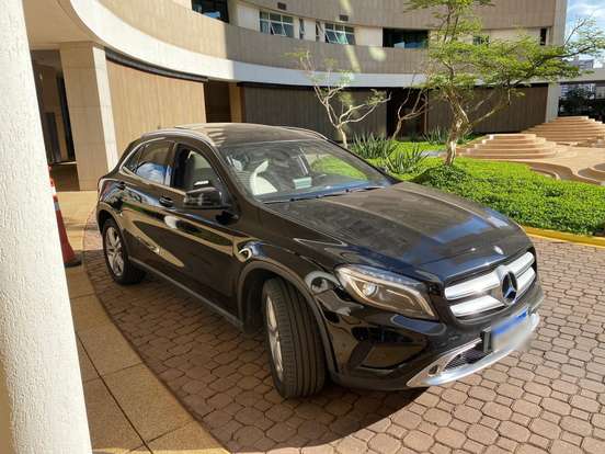 MERCEDES-BENZ-GLA 200-1.6 CGI ENDURO 16V TURBO FLEX 4P AUTOMÁTICO MERCEDES-BENZ-GLA 200-2015