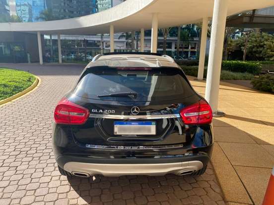 MERCEDES-BENZ-GLA 200-2015