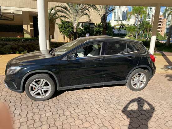 MERCEDES-BENZ-GLA 200-2015