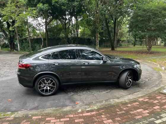 MERCEDES-BENZ GLC 300 2.0 CGI GASOLINA COUPÉ AMG LINE 4MATIC 9G-TRONIC