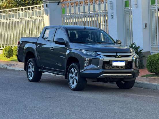 MITSUBISHI-L200 TRITON-2.4 16V TURBO DIESEL GLS CD 4X4 AUTOMÁTICO MITSUBISHI-L200 TRITON-2024