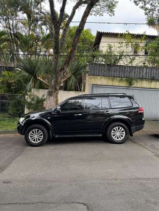 MITSUBISHI-PAJERO DAKAR-2014
