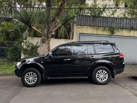MITSUBISHI-PAJERO DAKAR-3.5 HPE 7 LUGARES 4X4 V6 24V FLEX 4P AUTOMÁTICO MITSUBISHI-PAJERO DAKAR-2014