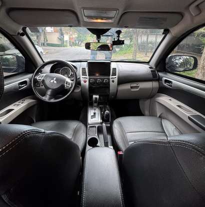 MITSUBISHI-PAJERO DAKAR-3.5 HPE 7 LUGARES 4X4 V6 24V FLEX 4P AUTOMÁTICO MITSUBISHI-PAJERO DAKAR-2014