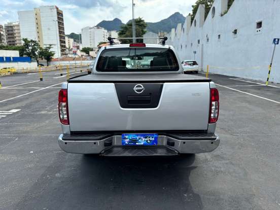 NISSAN-FRONTIER-2012