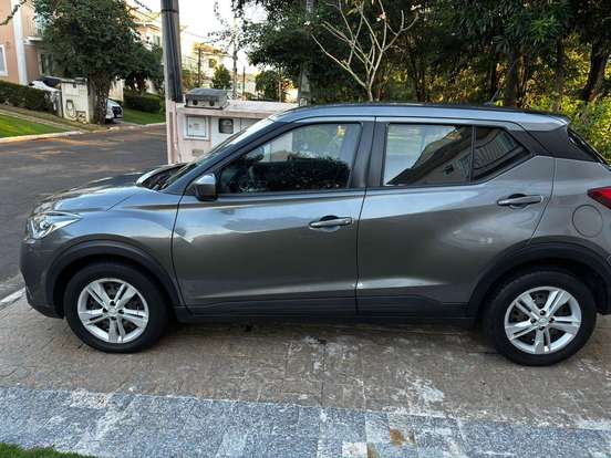 NISSAN-KICKS-2020