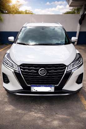 NISSAN-KICKS-2023