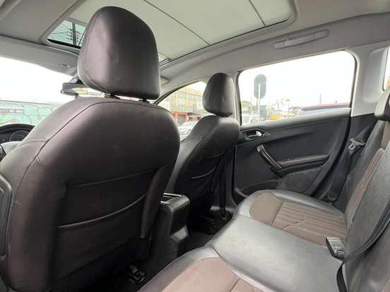 PEUGEOT-2008-1.6 16V FLEX ALLURE 4P AUTOMÁTICO PEUGEOT-2008-2015
