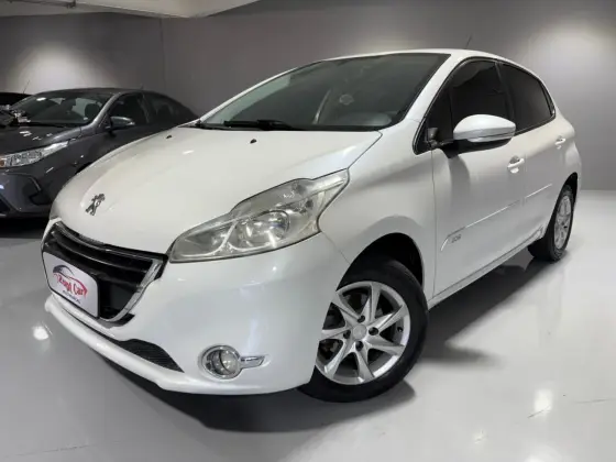 PEUGEOT 208 1.6 ACTIVE PACK 16V FLEX 4P AUTOMÁTICO