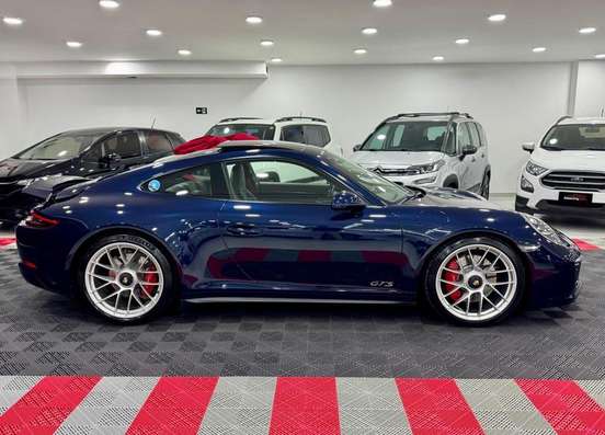 PORSCHE-911-2018