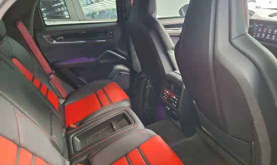 PORSCHE-CAYENNE-2026