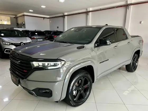 RAM RAMPAGE 2.0 HURRICANE 4 TURBO GASOLINA R/T 4X4 AUTOMÁTICO