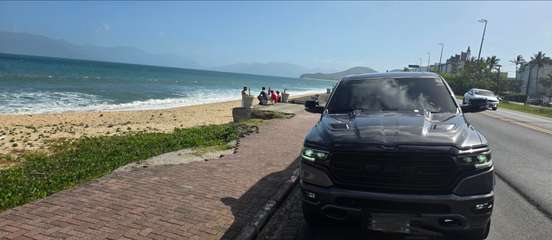RAM-1500-5.7 V8 GASOLINA LIMITED NIGHT EDITION CD 4X4 AUTOMÁTICO RAM-1500-2024