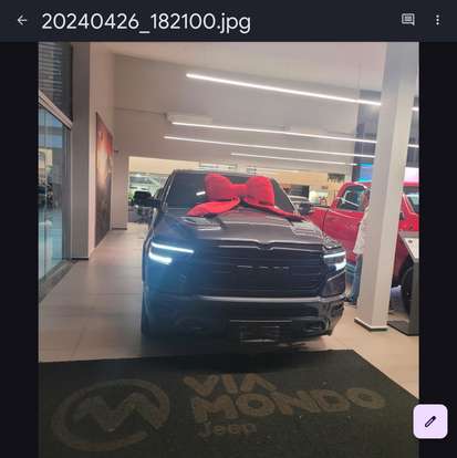 RAM-1500-5.7 V8 GASOLINA LIMITED NIGHT EDITION CD 4X4 AUTOMÁTICO RAM-1500-2024