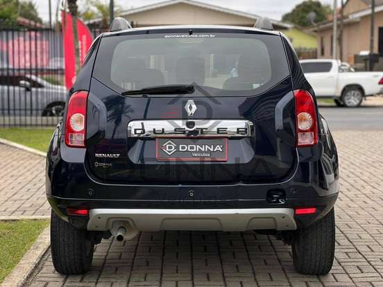 RENAULT-DUSTER-2012