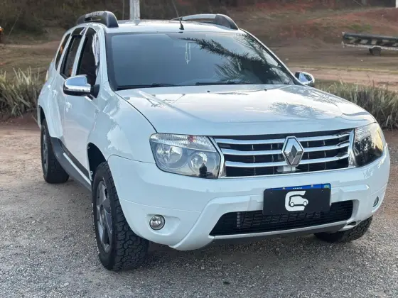 RENAULT DUSTER 2.0 DYNAMIQUE 4X2 16V FLEX 4P AUTOMÁTICO