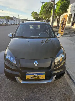 RENAULT SANDERO 1.6 STEPWAY 16V FLEX 4P AUTOMÁTICO