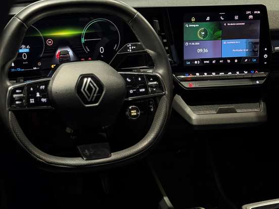 RENAULT-MEGANE-60 KW ELÉTRICO E-TECH EV60 RENAULT-MEGANE-2024