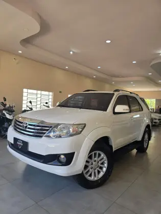 TOYOTA HILUX SW4 2.7 SR 4X2 16V FLEX 4P AUTOMÁTICO