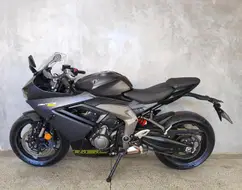 TRIUMPH DAYTONA 660 TRIUMPH DAYTONA 660