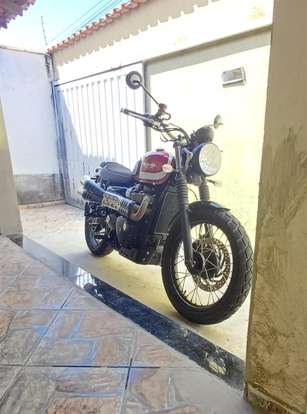 TRIUMPH-STREET SCRAMBLER-2018