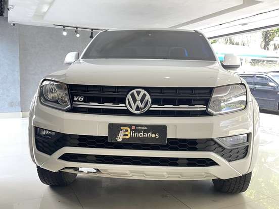 VOLKSWAGEN-AMAROK-2022