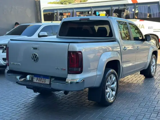 VOLKSWAGEN AMAROK 3.0 V6 TDI DIESEL HIGHLINE CD 4MOTION AUTOMÁTICO