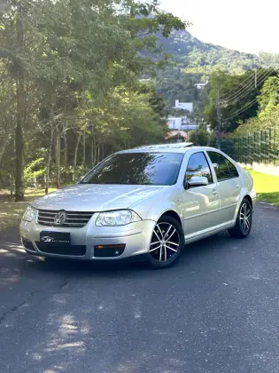 VOLKSWAGEN BORA 2.0 MI 8V FLEX 4P AUTOMÁTICO