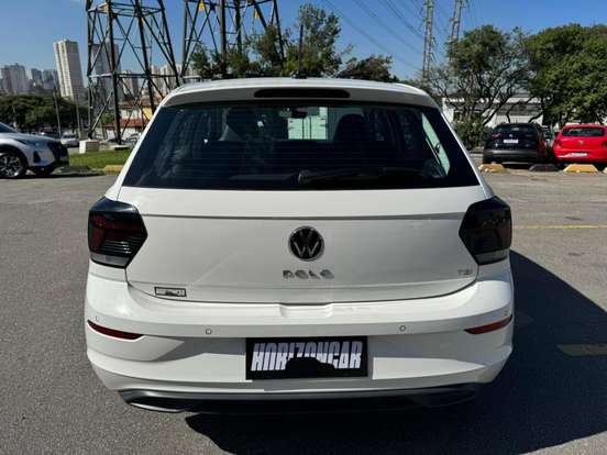 VOLKSWAGEN-POLO-2023