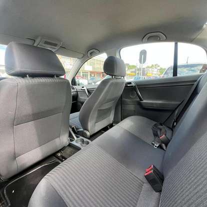 VOLKSWAGEN-POLO SEDAN-2013
