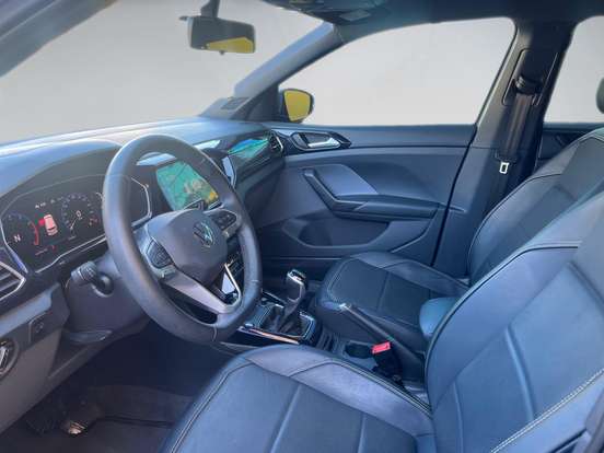 VOLKSWAGEN-T-CROSS-2023