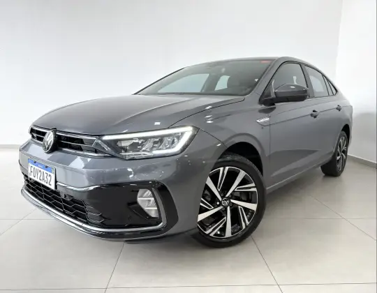 VOLKSWAGEN VIRTUS 1.0 200 TSI HIGHLINE AUTOMÁTICO