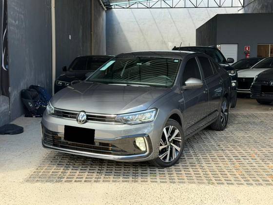 VOLKSWAGEN VIRTUS 1.0 200 TSI HIGHLINE AUTOMÁTICO