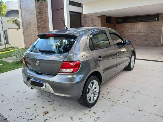 VOLKSWAGEN-GOL-2011