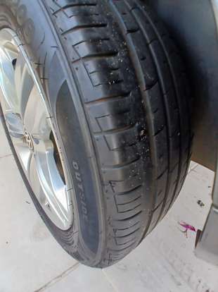VOLKSWAGEN-GOL-2011