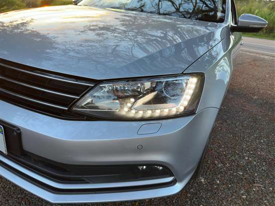 VOLKSWAGEN-JETTA-2016