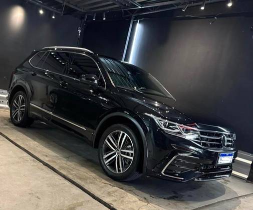 VOLKSWAGEN TIGUAN 2.0 300 TSI GASOLINA ALLSPACE R-LINE AUTOMÁTICO