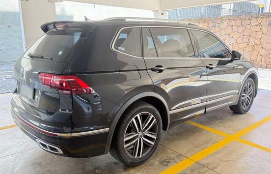 VOLKSWAGEN-TIGUAN-2024