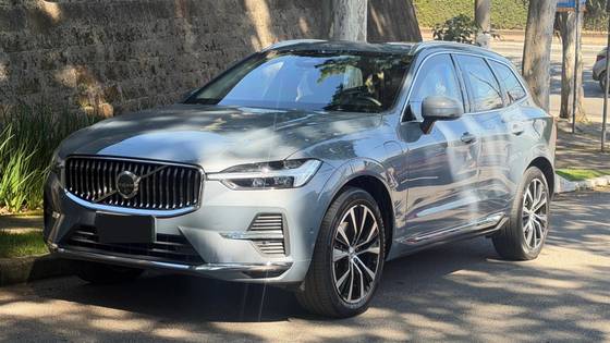 VOLVO XC60 2.0 T8 RECHARGE ULTIMATE AWD GEARTRONIC