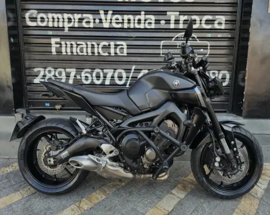 YAMAHA MT-09 