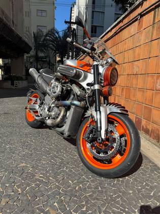 YAMAHA MT-01 