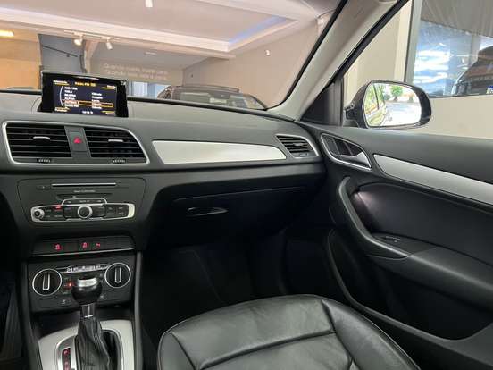 AUDI-Q3-2016