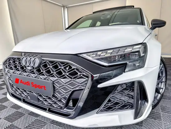 AUDI-RS3-2025