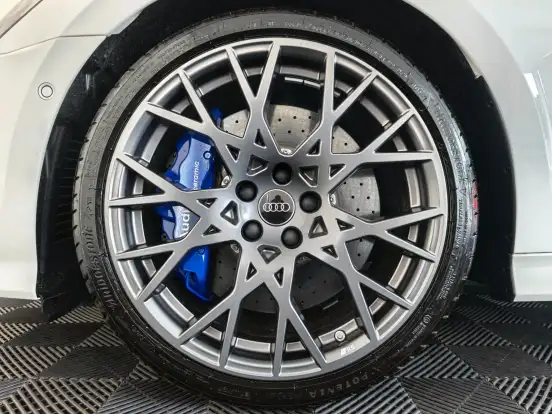 AUDI-RS3-2.5 TFSI GASOLINA SEDAN TRACK QUATTRO S-TRONIC AUDI-RS3-2025