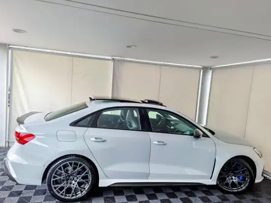 AUDI-RS3-2.5 TFSI GASOLINA SEDAN TRACK QUATTRO S-TRONIC AUDI-RS3-2025