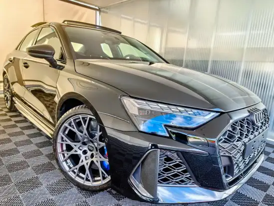 AUDI-RS3-2025