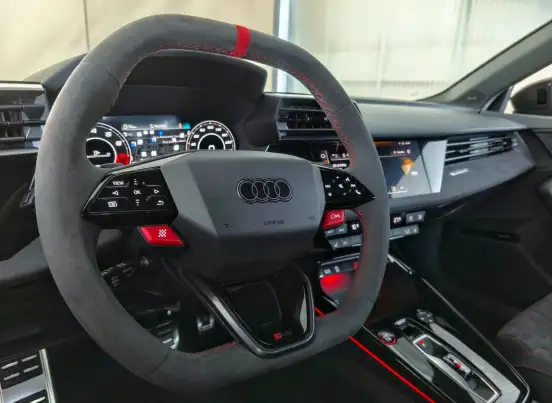 AUDI-RS3-2.5 TFSI GASOLINA SEDAN TRACK QUATTRO S-TRONIC AUDI-RS3-2025