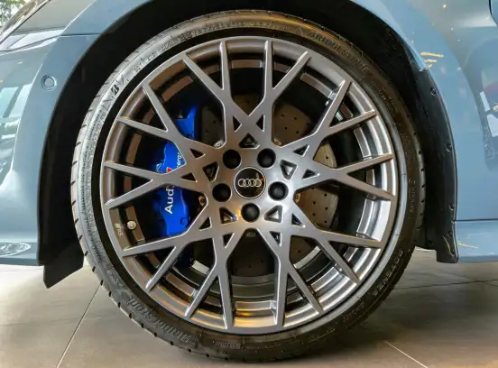 AUDI-RS3-2025