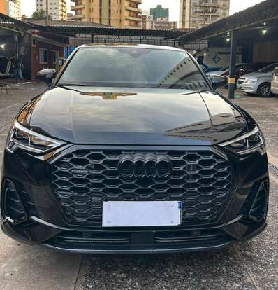 AUDI-Q3-2023